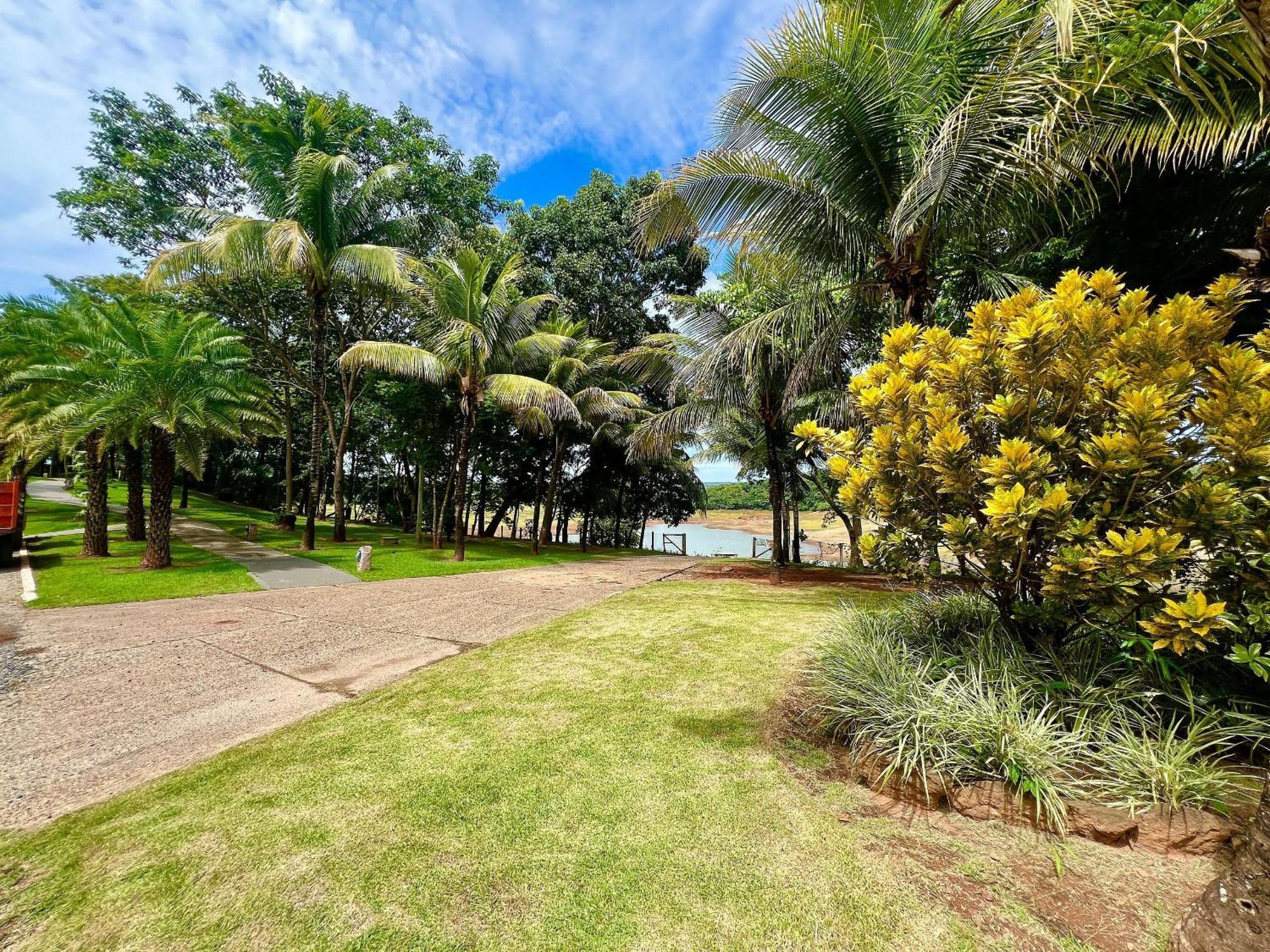 Pontal Do Lago Apartamentos Para Temporada Caldas Novas Buitenkant foto